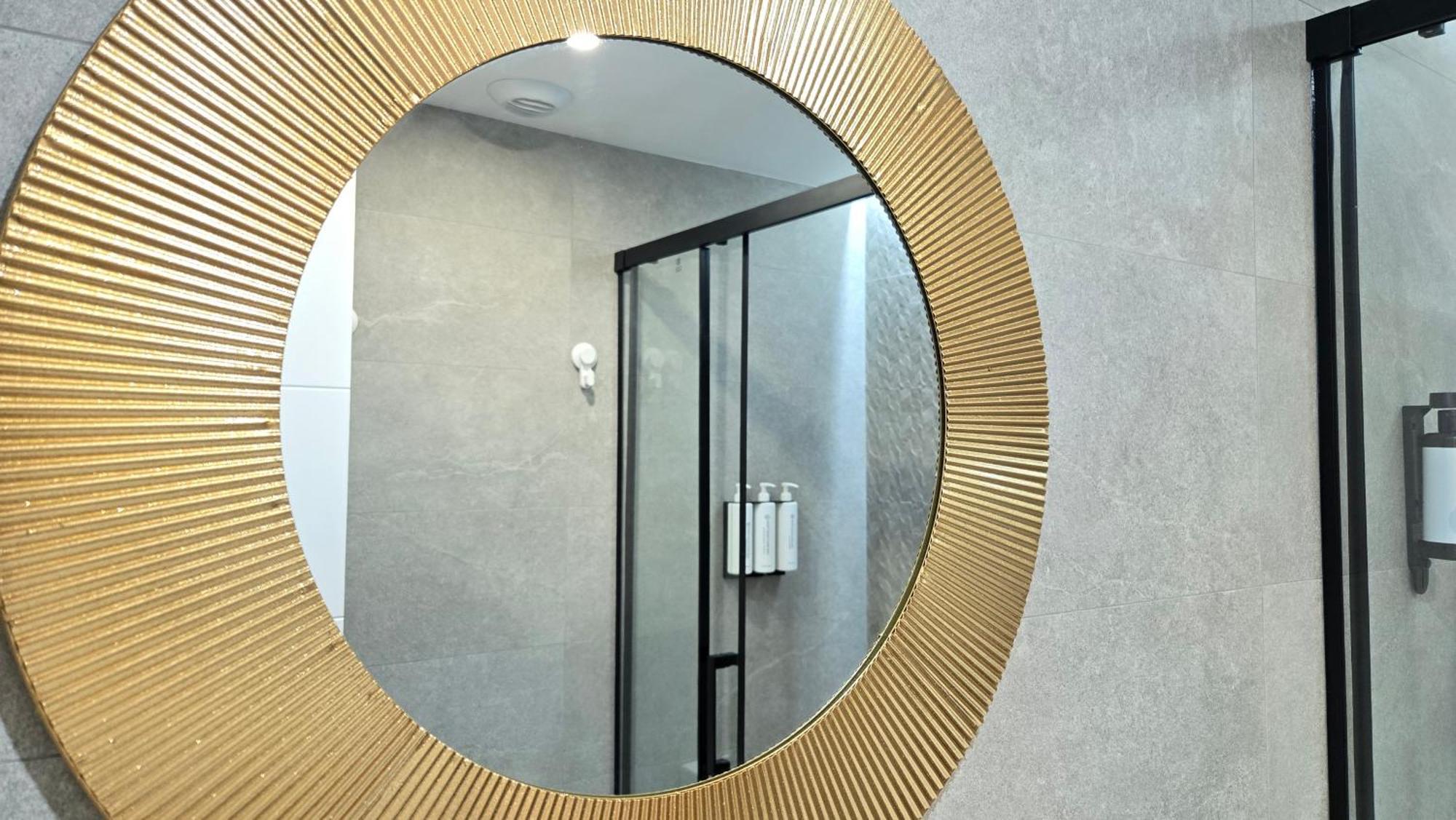 Zambra Arthouse By Del Parque Flats *
