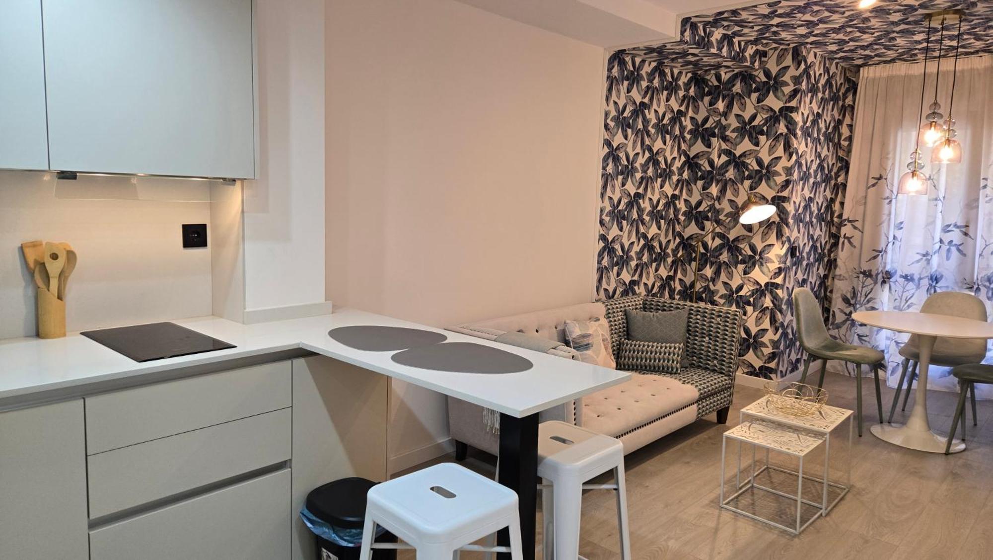 Zambra Arthouse By Del Parque Flats Apartment Málaga